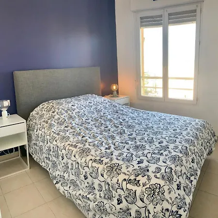 Joli 2p Climatise Dans Calme Et Securisee Avec Piscine Antibes