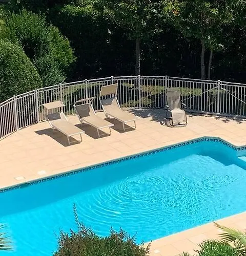 Joli 2p Climatise Dans Calme Et Securisee Avec Piscine Apartamento *